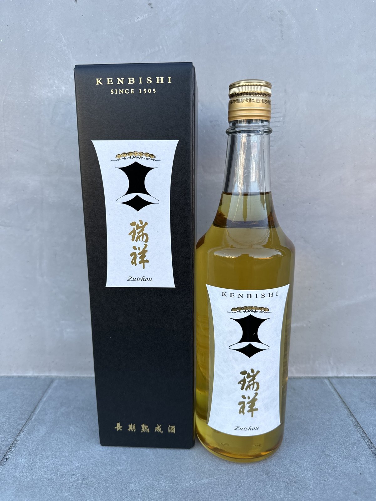 瑞祥黒松剣菱〈720ml〉 | 味ノマチダヤ