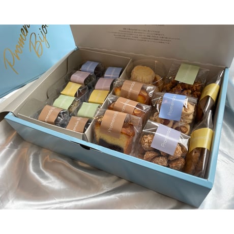 HAPPY BOX　ミニテリーヌ&焼き菓子BOX