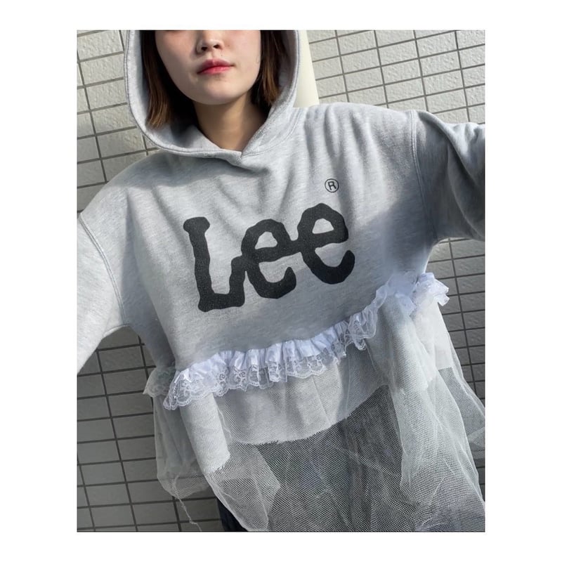 FURFUR ⿻ フリル デザインパーカー ギャザー リメイク 古着女子 グレー リメイクフリルパーカー | better-miwako