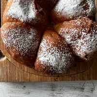ホワホワやわらかいストウブミルクパン＆ランチドレッシングサラダ
