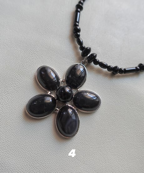 DESERT FLOWER(BLACK)