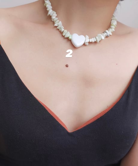 Volver (White)