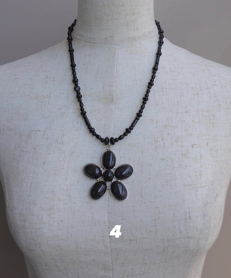 DESERT FLOWER(BLACK)