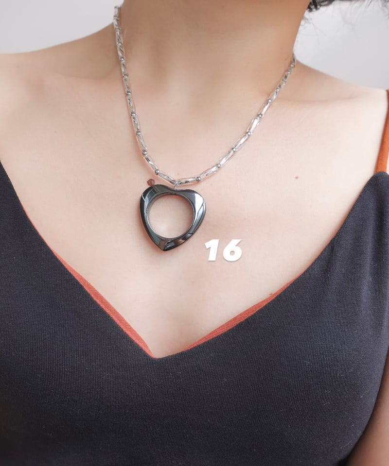 アクセサリー 50 AQUA SILVER】フェザーネックレス（カットアズキシルバーチェーン）