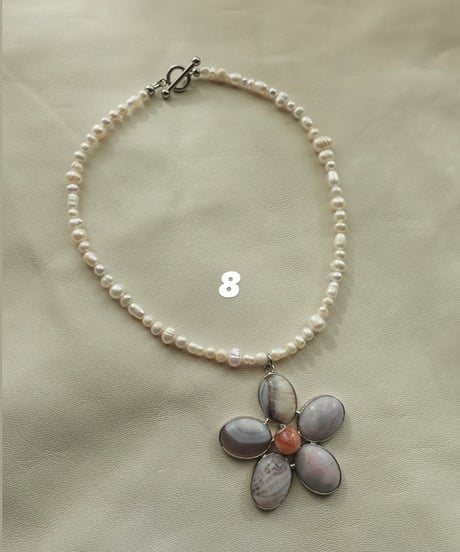 DESERT FLOWER white (pearl)