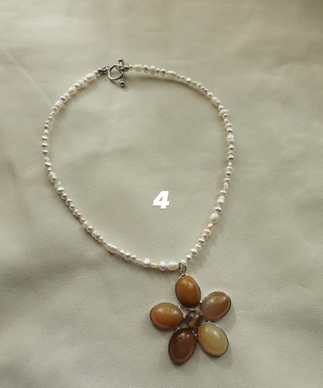 DESERT FLOWER brown (pearl)