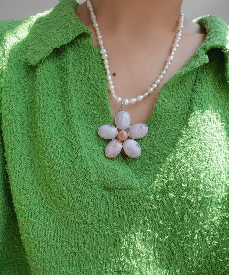 DESERT FLOWER white (pearl)