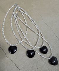 heart (white pearl)
