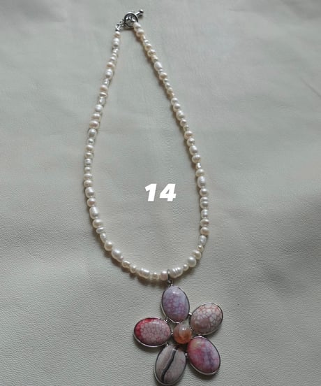 DESERT FLOWER white (pearl)