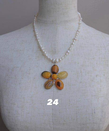 DESERT FLOWER