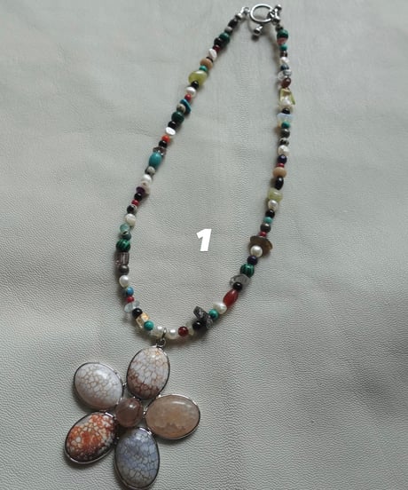 DESERT FLOWER white(stone)