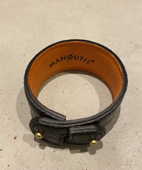 OSTRICH SIDE LEG BANGLE