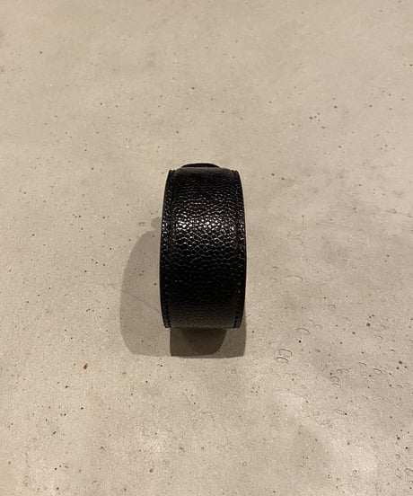 OSTRICH SIDE LEG BANGLE
