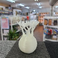 グラキリスフィギュアB　蓄光　Sサイズ
