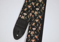 和柄　ギターストラップ　金襴　蔦唐草と華 | Handmade Japanese Guitar Strap