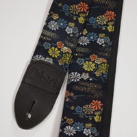 帆布ギターストラップ【かすみと華】京都金襴　和柄 | Handmade Japanese Guitar Strap