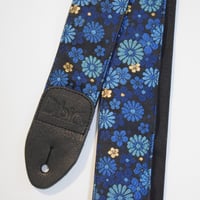 和柄　ギターストラップ　金襴　菊吹雪 | Handmade Japanese Guitar Strap