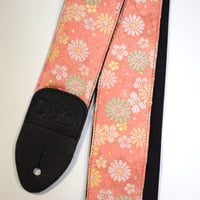 帆布ギターストラップ【菊吹雪　コーラルピンク】京都金襴　和柄 | Handmade Japanese Guitar Strap