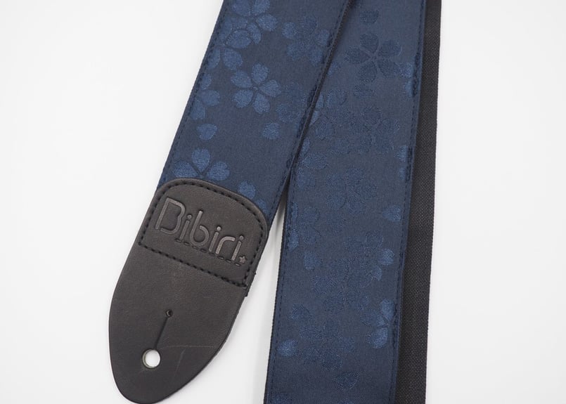 浮き出る桜 帆布ギターストラップ（紺青） | Bibiri 帆布ギター