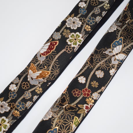 帆布ギターストラップ【蝶と霞　赤】京都金襴　和柄 | Handmade Japanese Guitar Strap