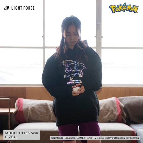 【ポケットモンスター】リフレクターパーカー リザードン