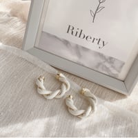 leather hoop