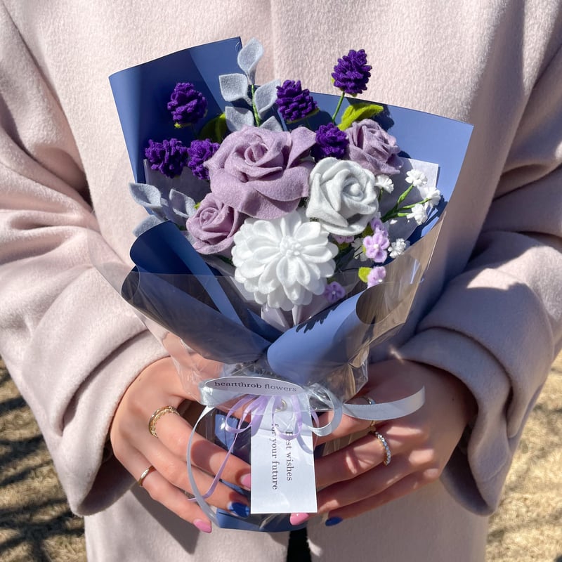 選べるメッセージ】お祝いフェルトフラワーブーケ~navy blue