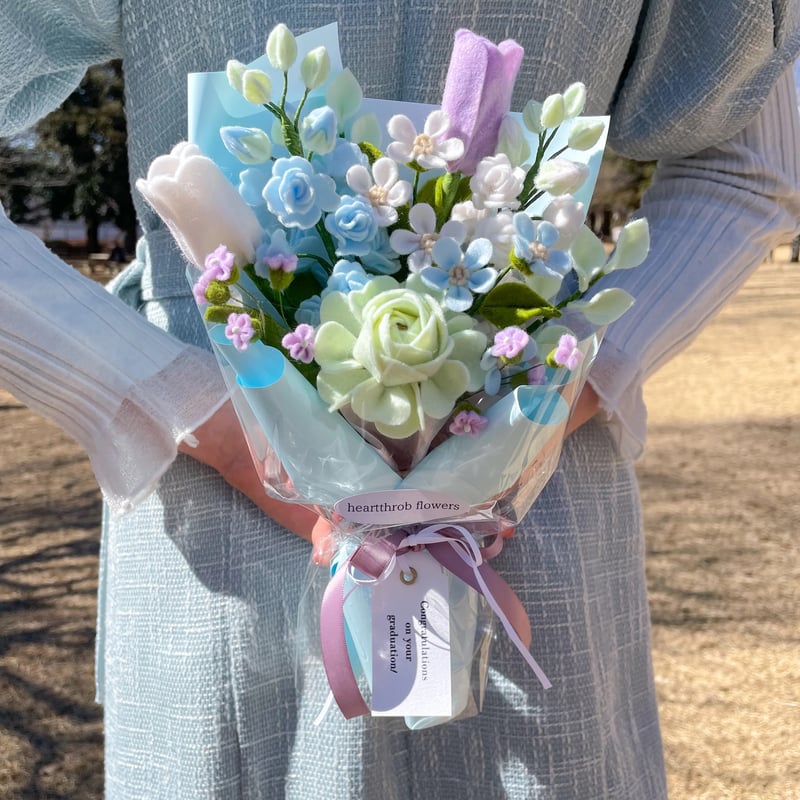 選べるメッセージ】お祝いフェルトフラワーブーケ~sky blue 選べるメッセージ】お祝いフェルトフラワーブーケ~sky blue