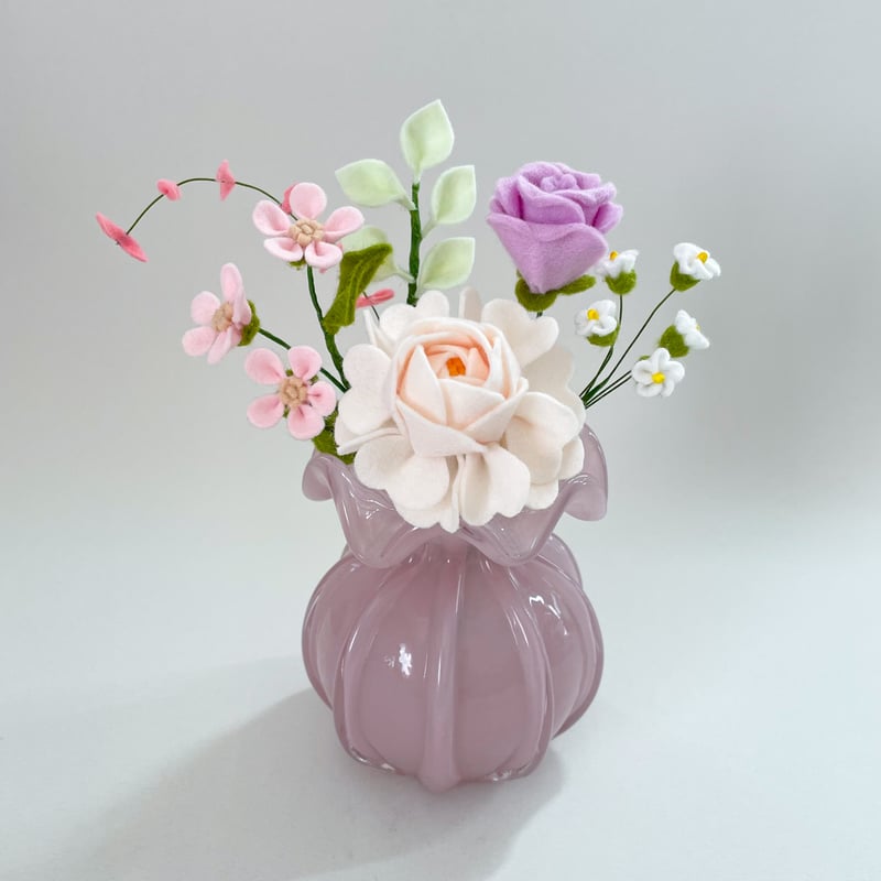 フェルトフラワーブーケ ~Ranunculus~ | heartthrob_flowers