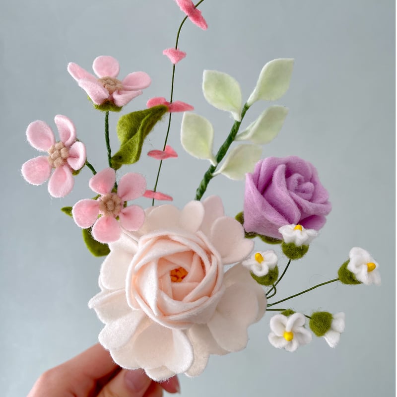 フェルトフラワーブーケ ~Ranunculus~ | heartthrob_flowers