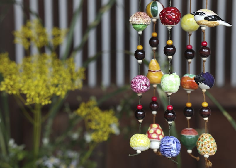 つるし飾り -木の実のおもちゃばこ- | ヤキモノノカザリ