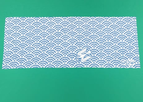 百印染：”青海波と白鳩” の手ぬぐい