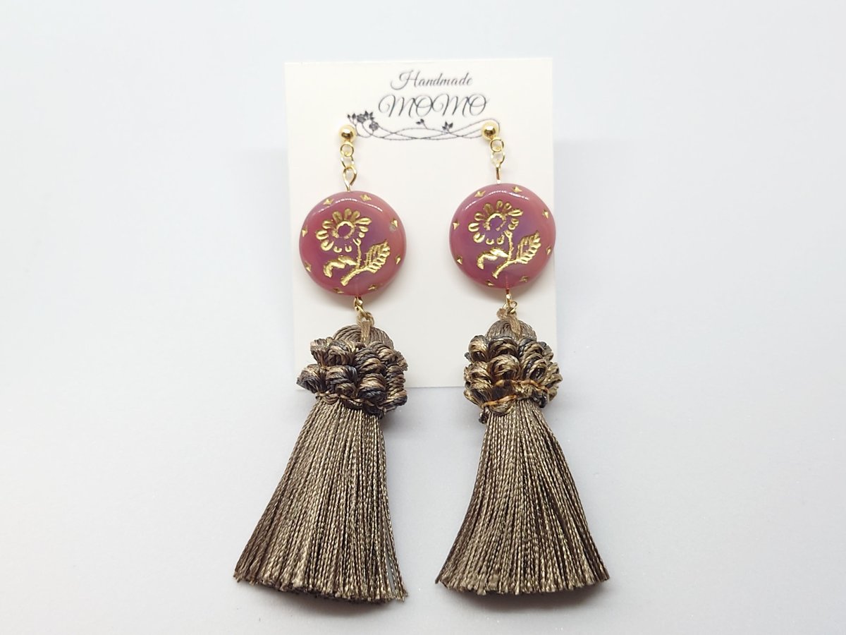 【1267】パールビーズとタッセルのピアス チェコビーズ✕タッセルピアス | momo