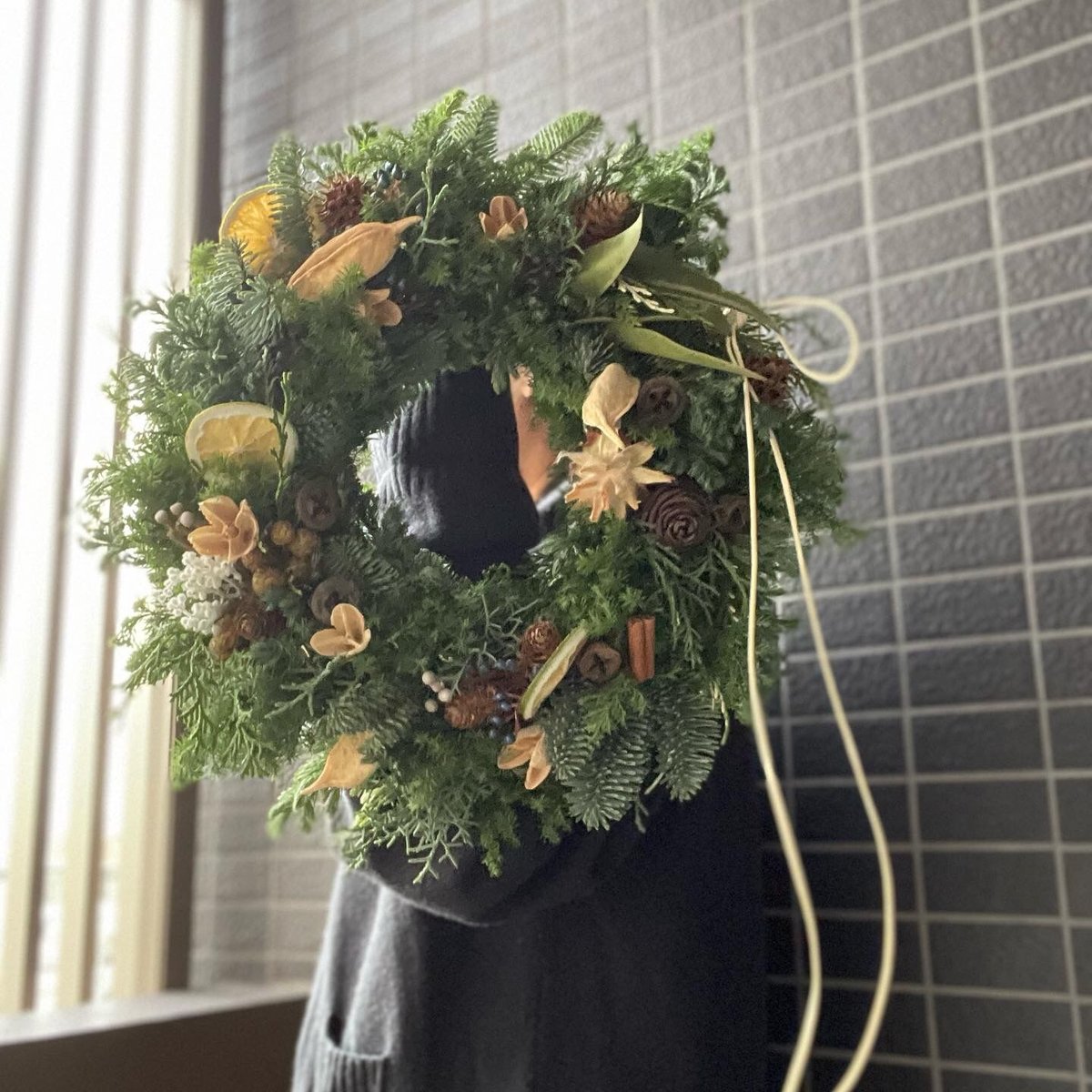 針葉樹とホワイトコットンのクリスマスリース☆冬リース 針葉樹とホワイトコットンのクリスマスリース☆冬リース 森の針葉樹