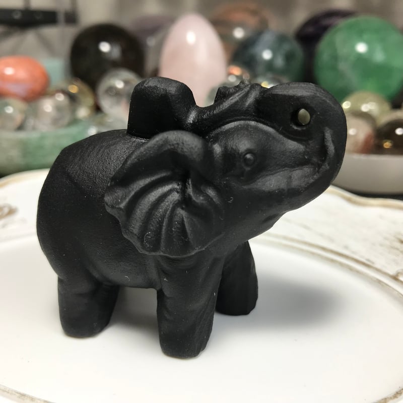 最終お値段❤️ 天然石 黒曜石 カービング ゴールデンシャイン オブシディアン【黒曜石】貔貅【ヒキュウ