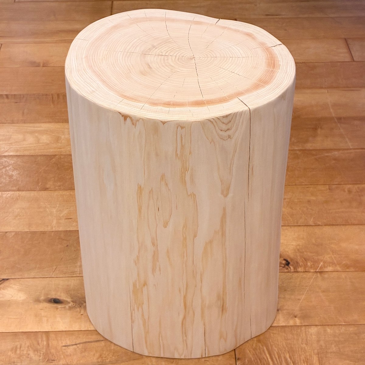 Hinoki Wood Stool No.1693 | Wood Factory Silky