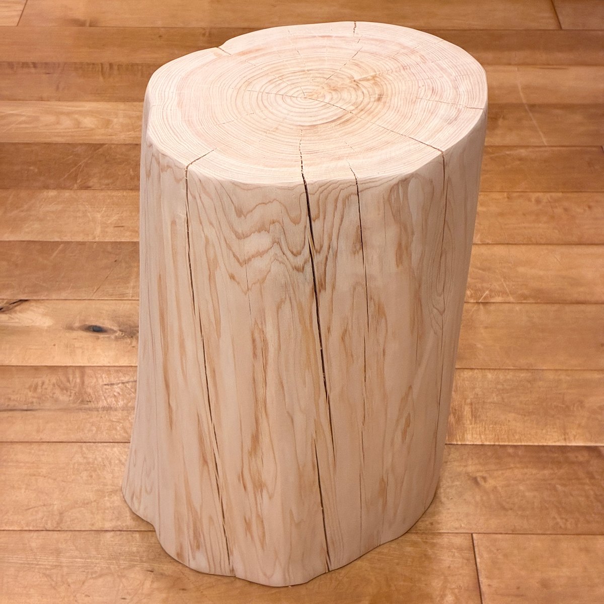 Hinoki Wood Stool No.1699 | Wood Factory Silky