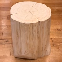 ひのき　丸太 スツール 椅子　No.1637 Hinoki Wood Stool No.1657 | Wood Factory Silky