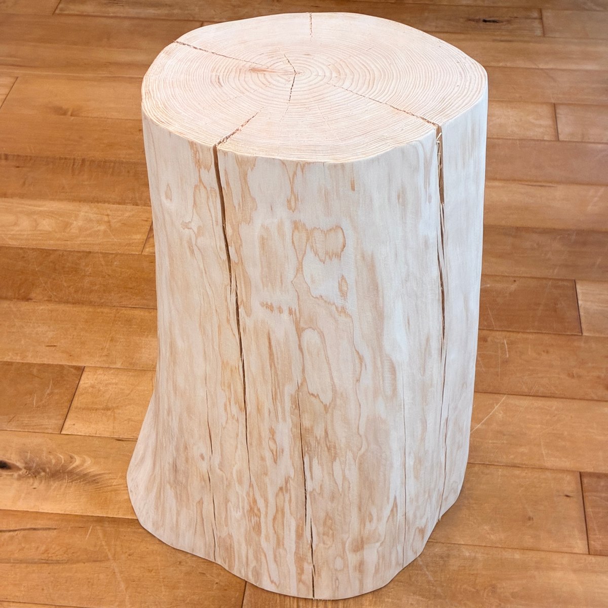 檜　丸太 Hinoki Wood Stool No.1367 | Wood Factory Silky