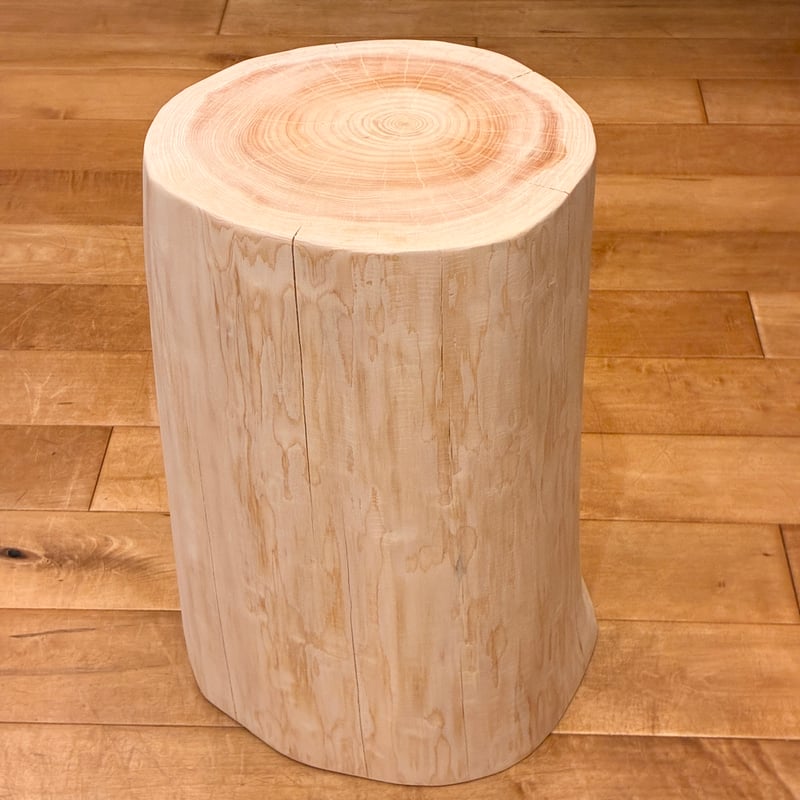 ひのき　丸太 スツール 椅子　No.1636 HINOKI LOG STOOL 森の丸太スツール＜ヒノキ磨き仕上げ＞ | iichi 日々