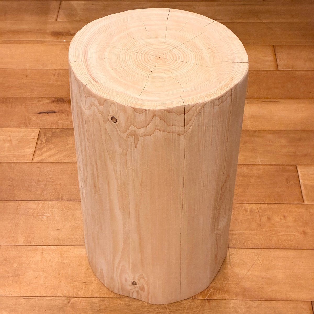 ひのき　丸太 スツール 椅子　No.1610 Hinoki Wood Stool No.1716 | Wood Factory Silky