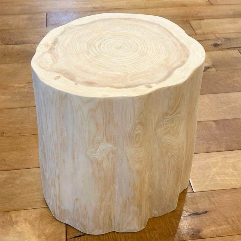 Hinoki Wood Stool No.588 | Wood Factory Silky