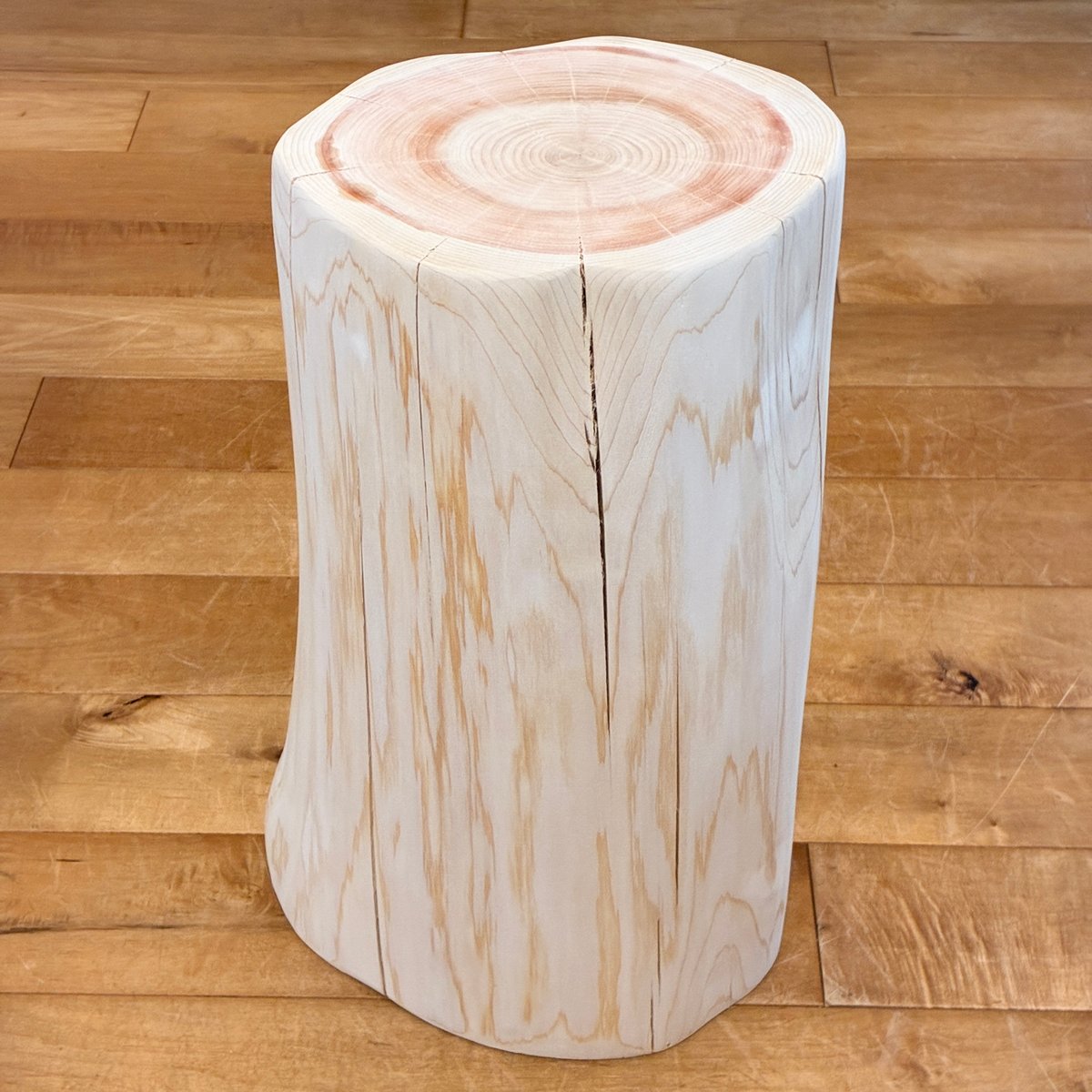 Hinoki Wood Stool No.1705 | Wood Factory Silky