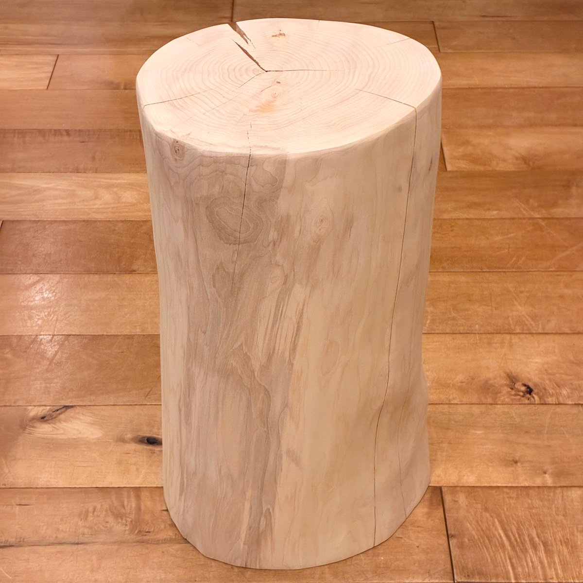 槙　丸太 スツール 椅子　No.1546 Maki Wood Stool No.1546 | Wood Factory Silky