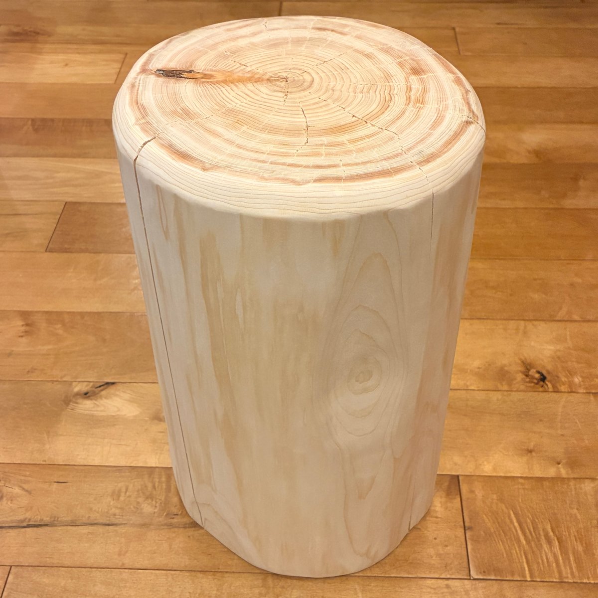 Hinoki Wood Stool No.1301 | Wood Factory Silky
