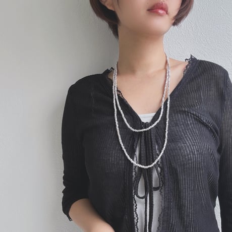 【charmaer】キューブビーズロングネックレス