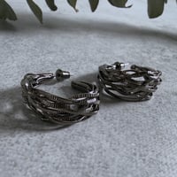 【charmaer】ツイストメタルピアス