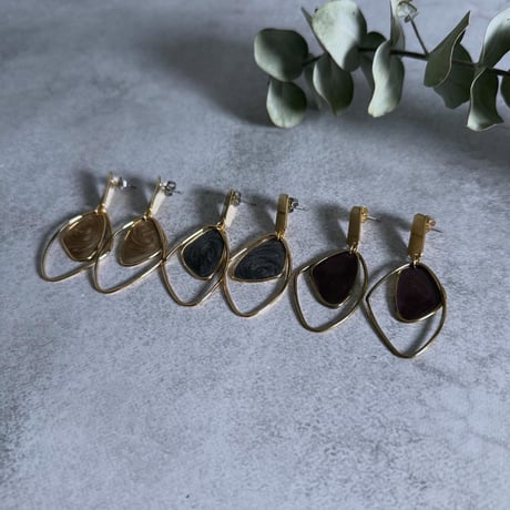 【charmaer】エポキシドロップピアス