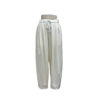 【ayane】ポンチ素材バレルレッグパンツ