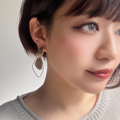 【charmaer】エポキシドロップピアス